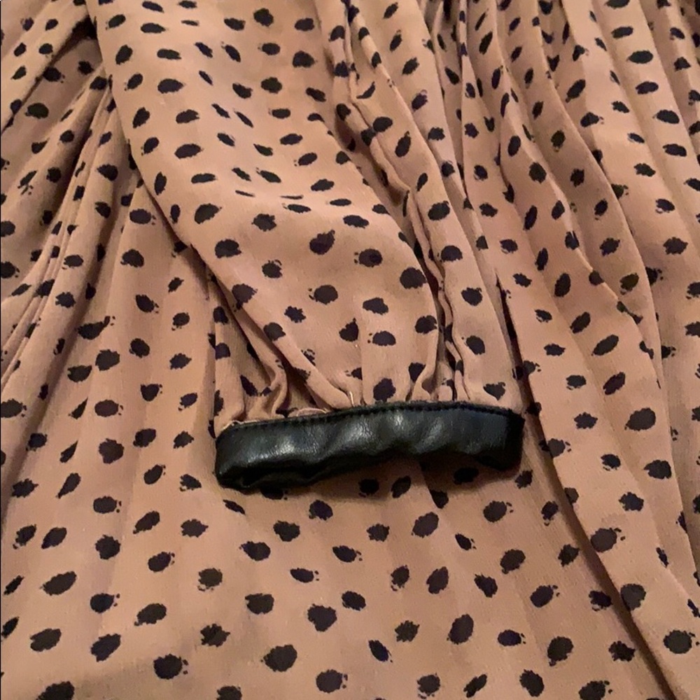Dress - Picture 5 of 5